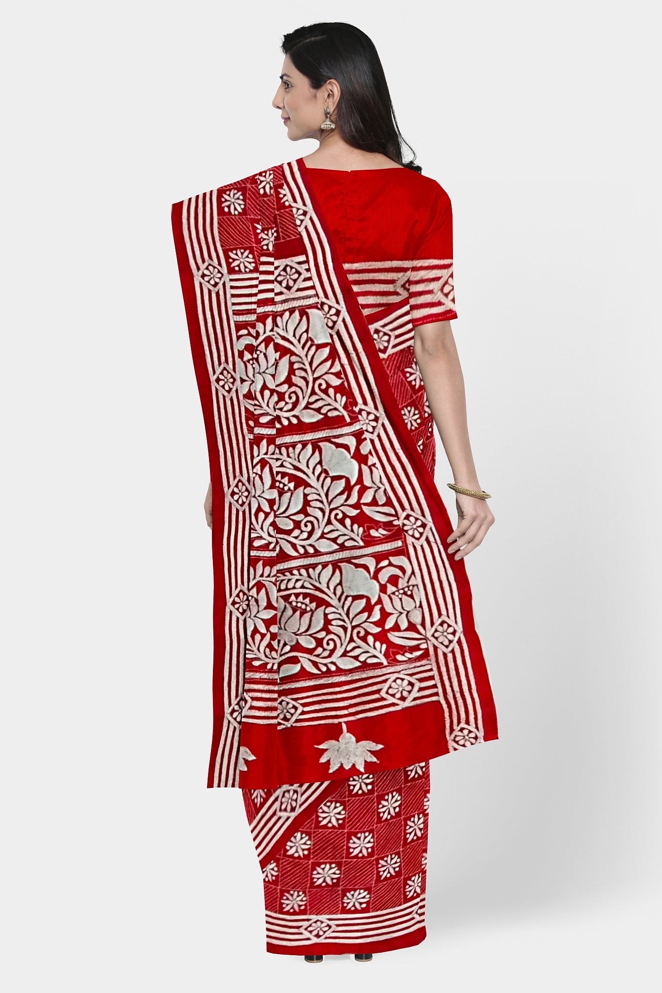 Kantha Stitch: Stylish Blended Silk Saree showcasing Traditional Artistry in Modern Indian Fashion with BP