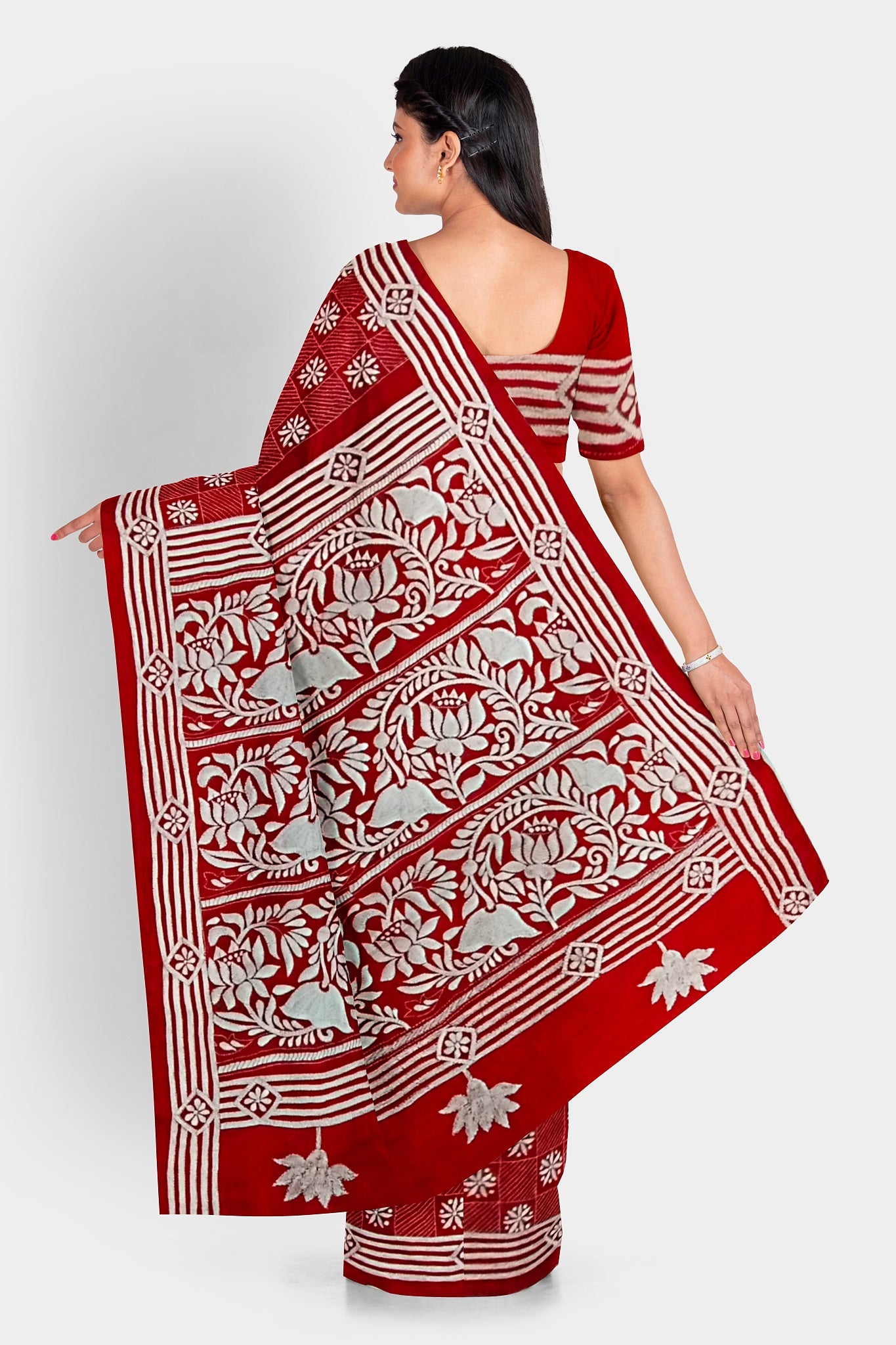 Kantha Stitch: Stylish Blended Silk Saree showcasing Traditional Artistry in Modern Indian Fashion with BP