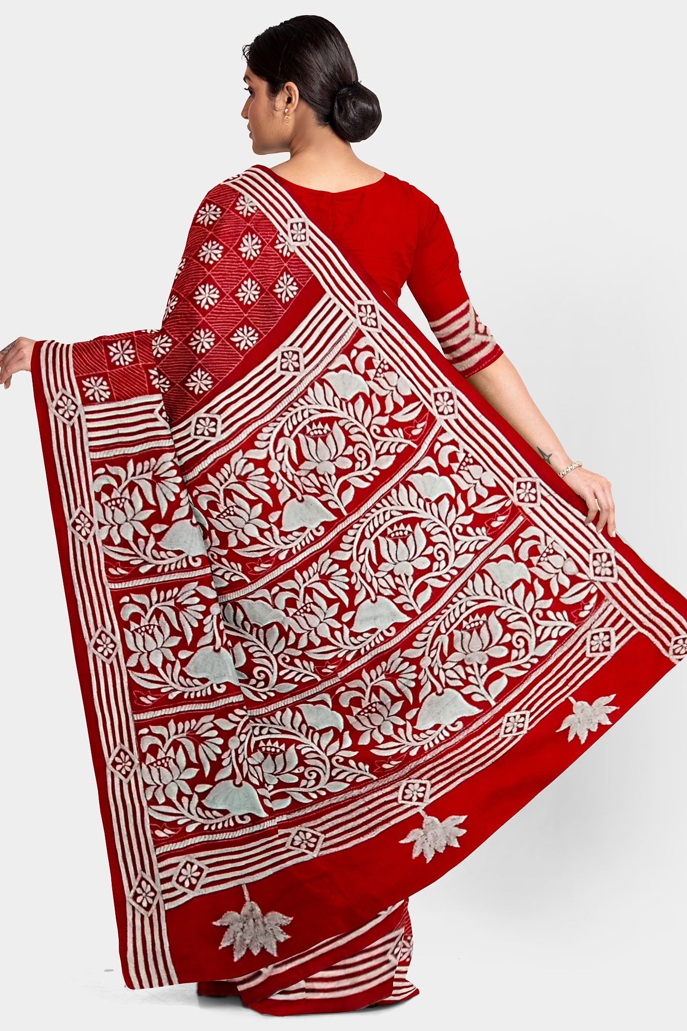 Kantha Stitch: Stylish Blended Silk Saree showcasing Traditional Artistry in Modern Indian Fashion with BP