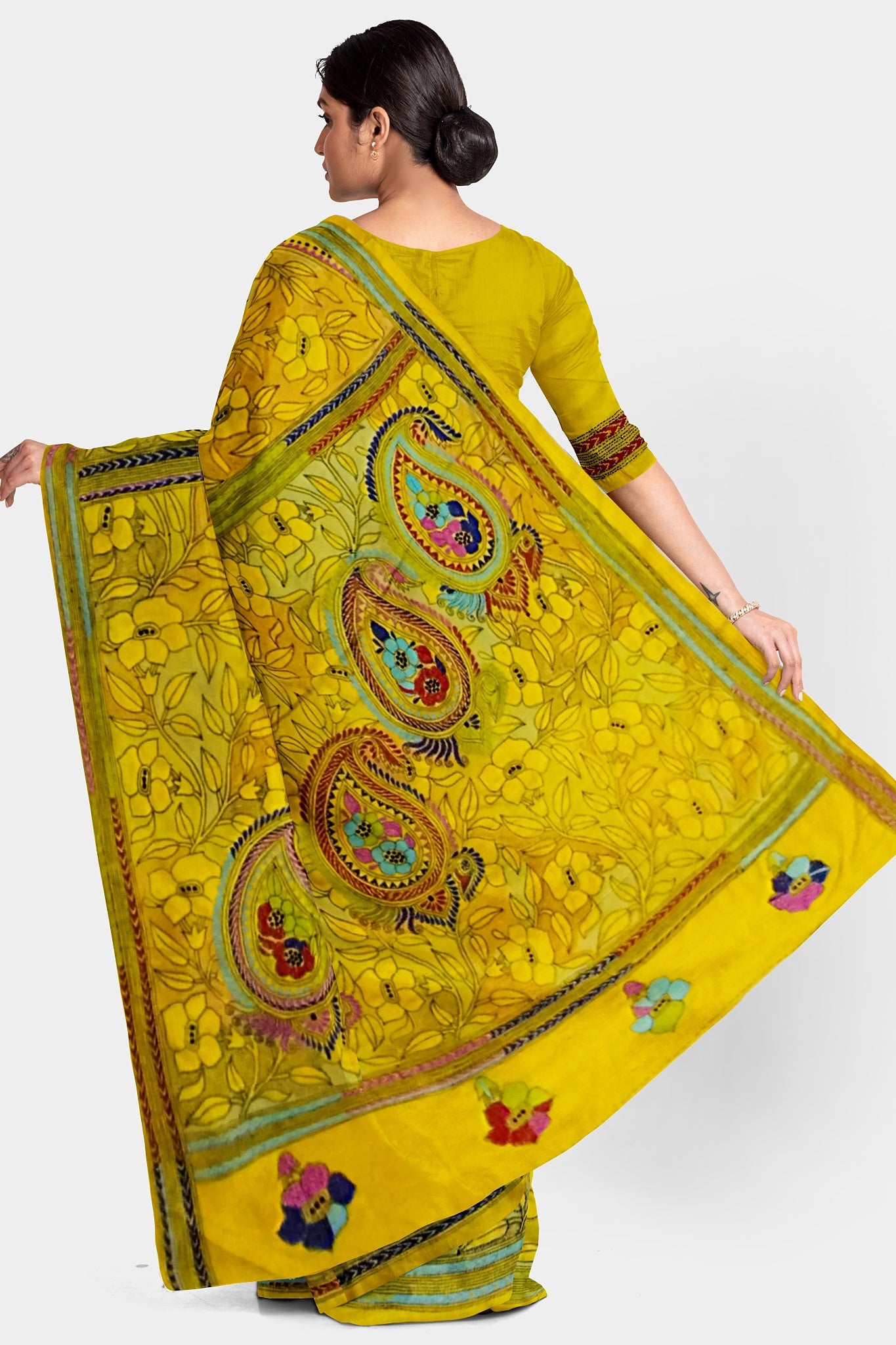 Kantha Stitch: Stylish Blended Silk Saree showcasing Traditional Artistry in Modern Indian Fashion With BP