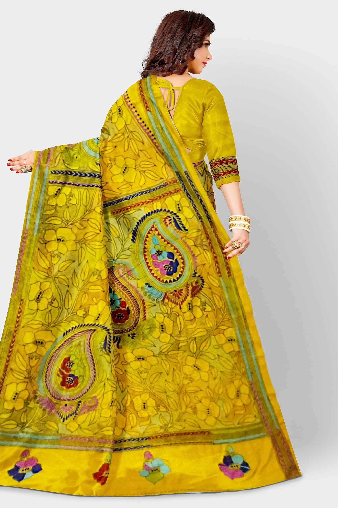 Kantha Stitch: Stylish Blended Silk Saree showcasing Traditional Artistry in Modern Indian Fashion With BP
