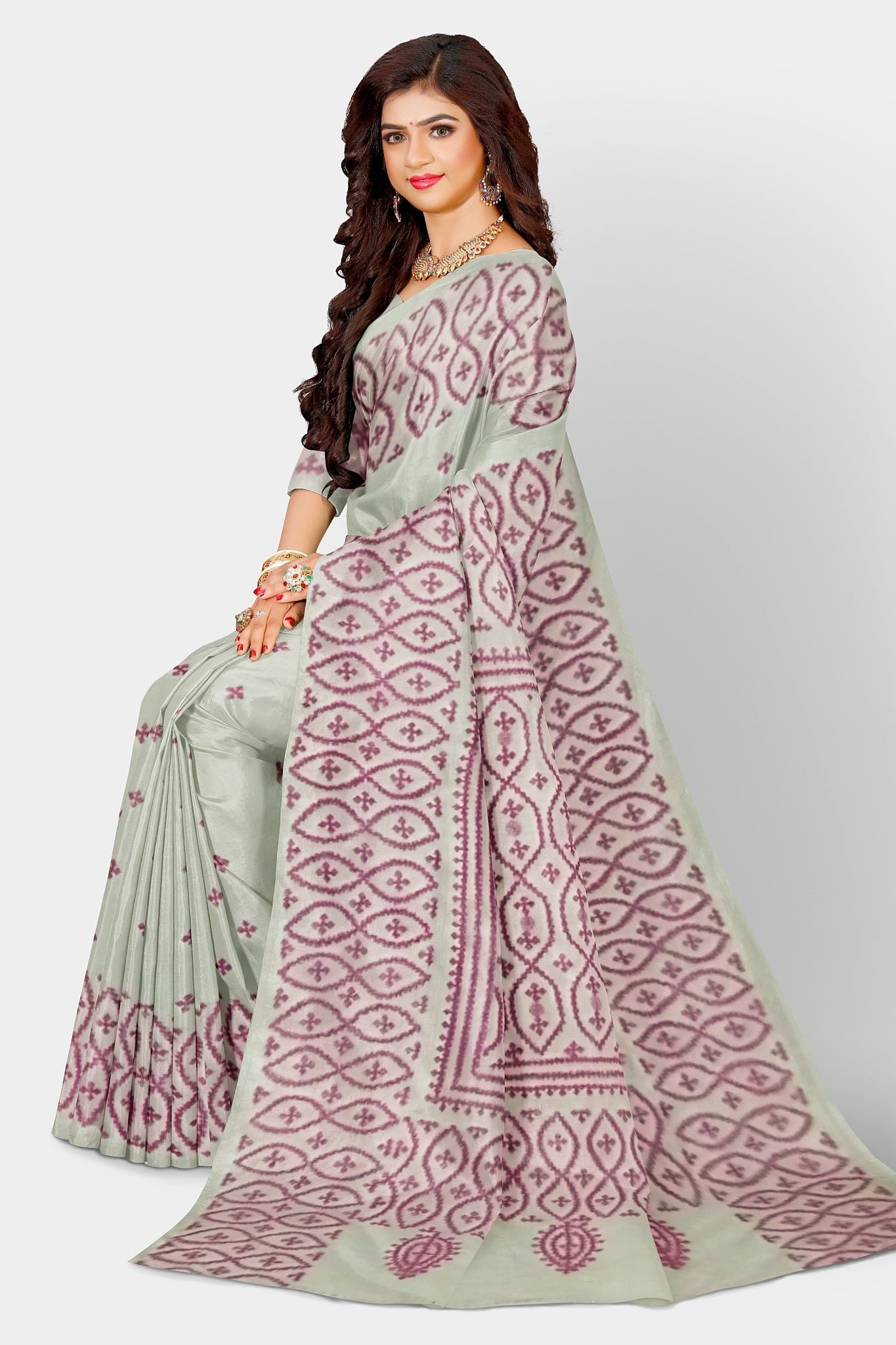 Gujrati Stitch: Stylish Blended Silk Saree showcasing Traditional Artistry in Modern Indian Fashion With BP