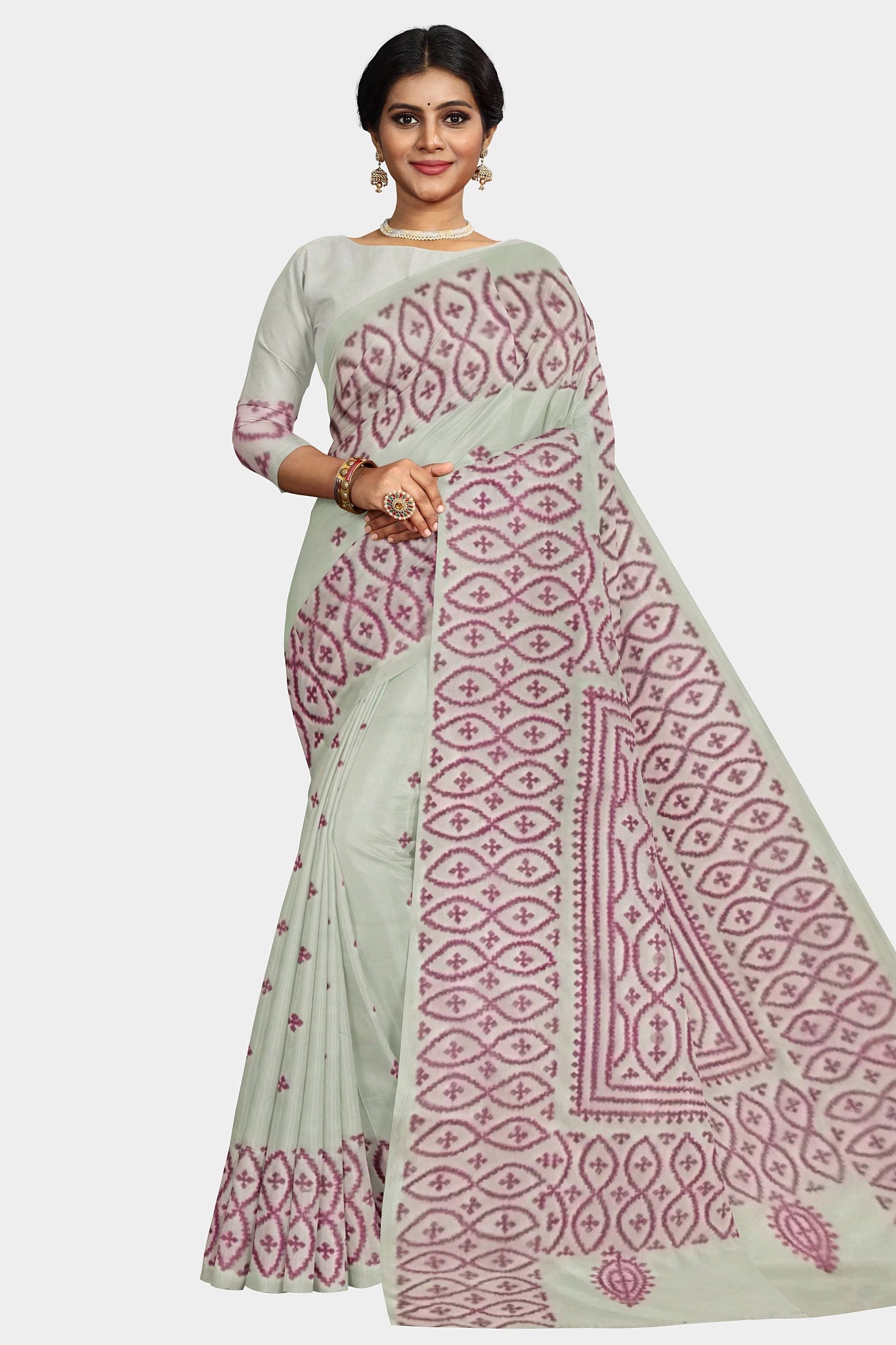 Gujrati Stitch: Stylish Blended Silk Saree showcasing Traditional Artistry in Modern Indian Fashion With BP