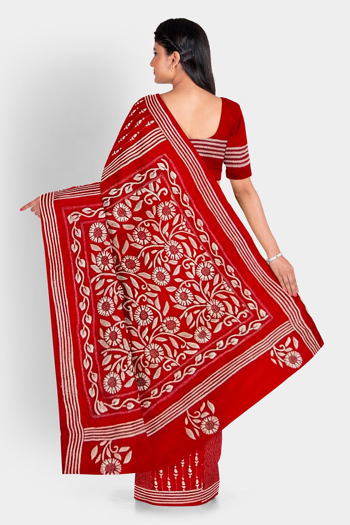 Kantha Stitch: Stylish Blended Silk Saree showcasing Traditional Artistry in Modern Indian Fashion with BP