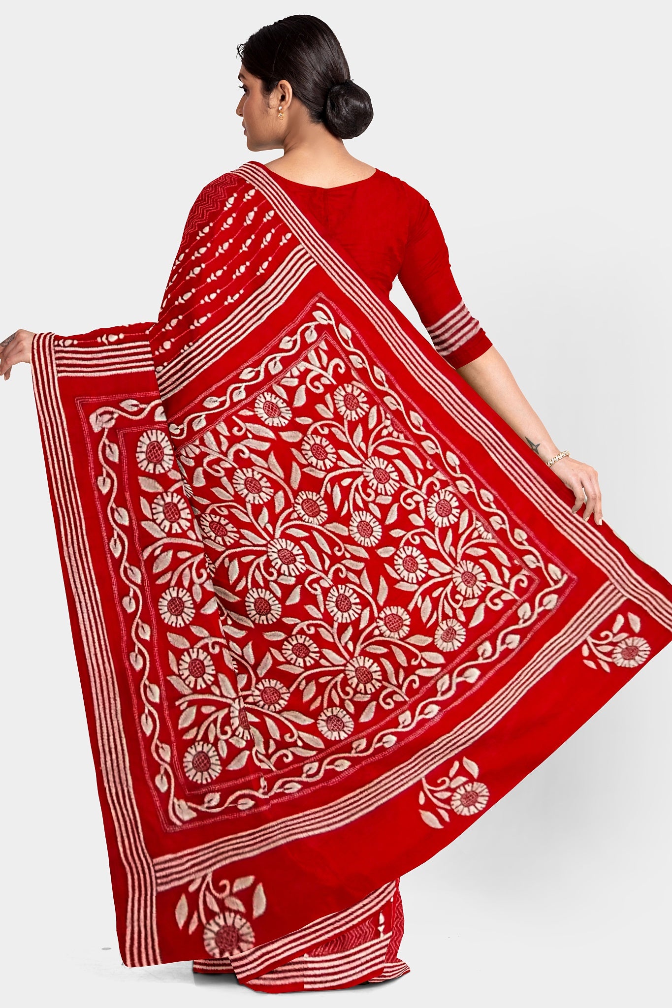 Kantha Stitch: Stylish Blended Silk Saree showcasing Traditional Artistry in Modern Indian Fashion with BP