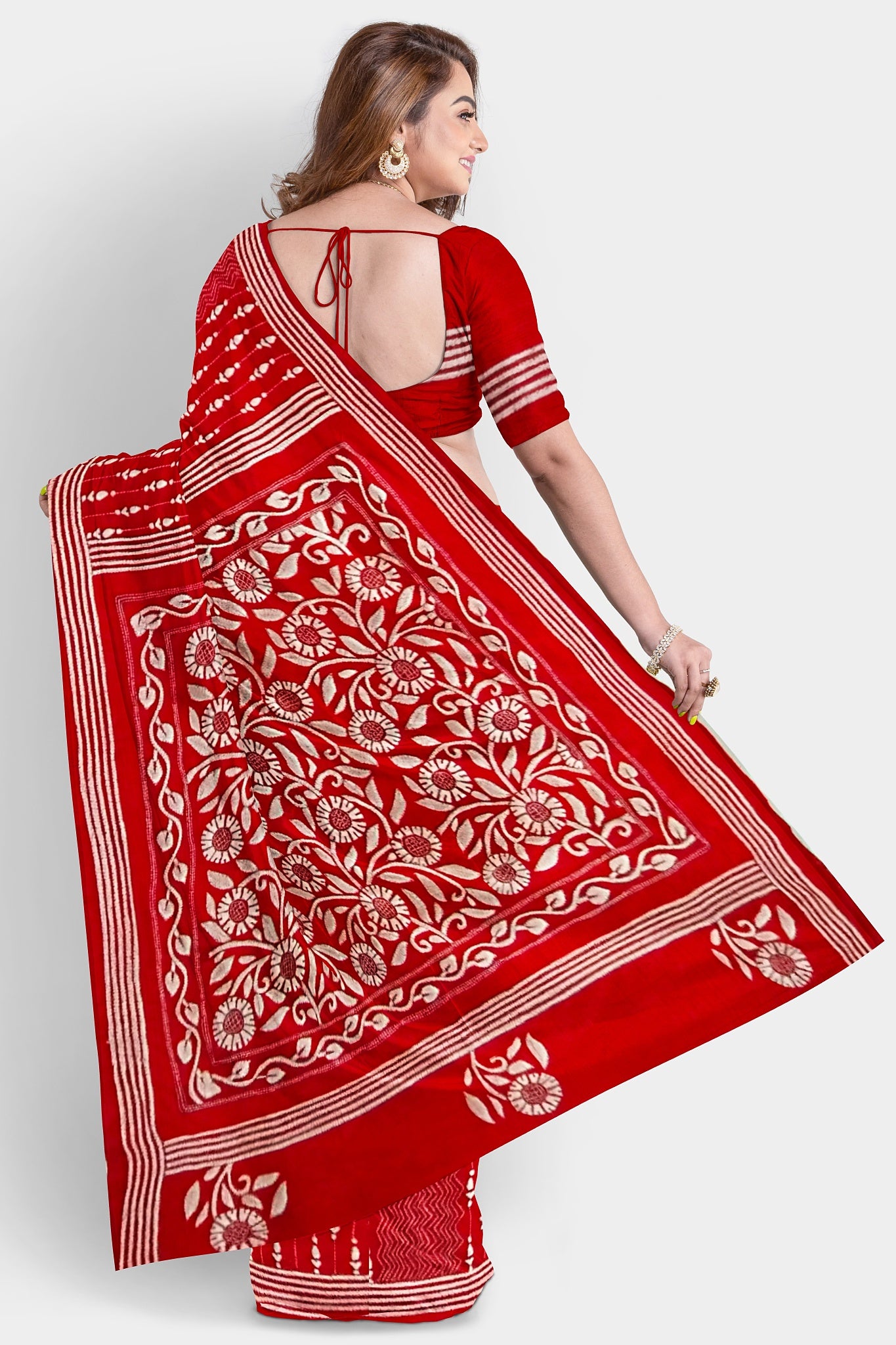 Kantha Stitch: Stylish Blended Silk Saree showcasing Traditional Artistry in Modern Indian Fashion with BP