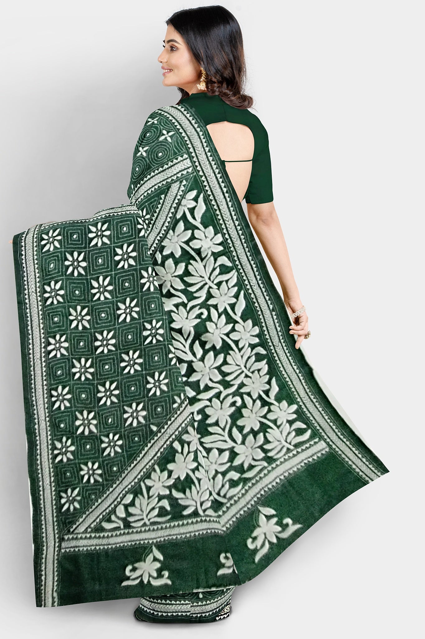 Kantha Stitch: Stylish Blended Silk Saree showcasing Traditional Artistry in Modern Indian Fashion with BP
