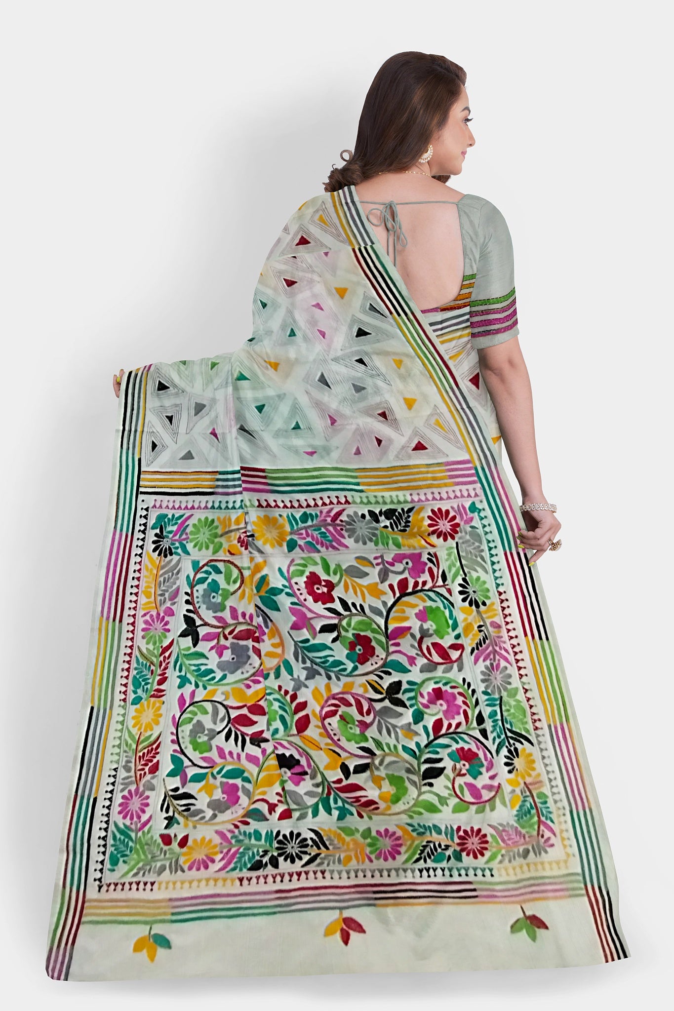 Kantha Stitch: Trendy Blended Silk Saree for Contemporary Indian Fashion With BP