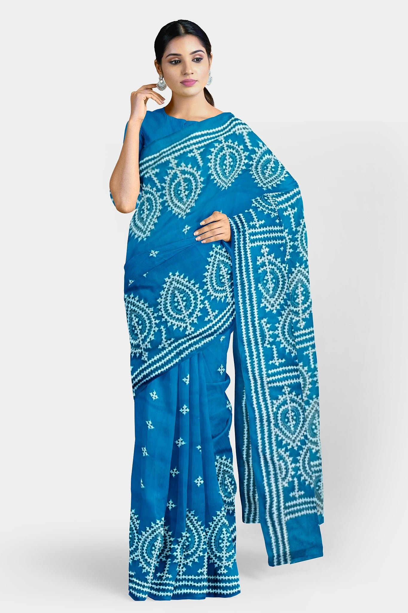 Gujrati Stitch: Stylish Blended Silk Saree showcasing Traditional Artistry in Modern Indian Fashion with BP