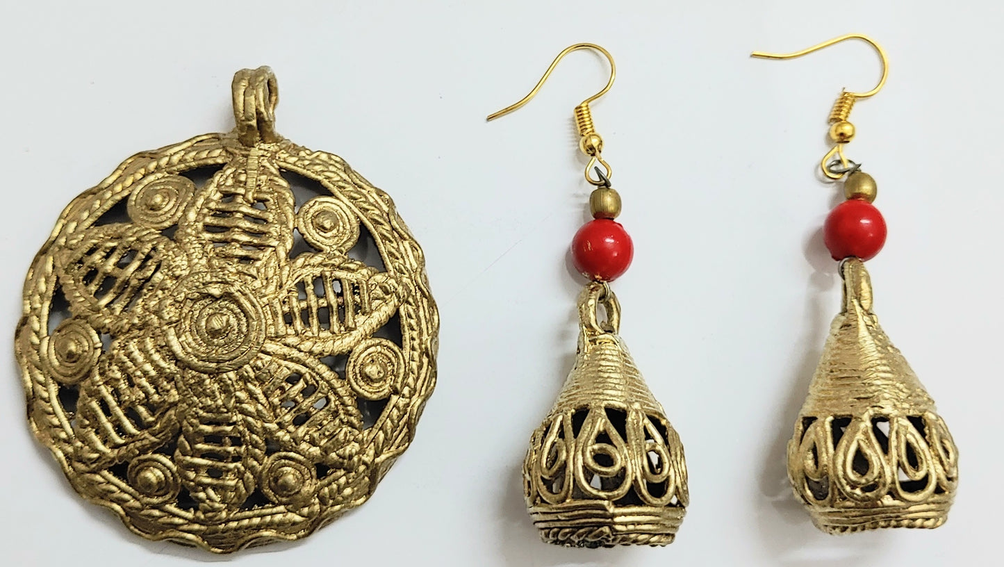 Dokra Dhokra Ethnic Collection of Brass Dokra Pendant Jewellery for Women/-