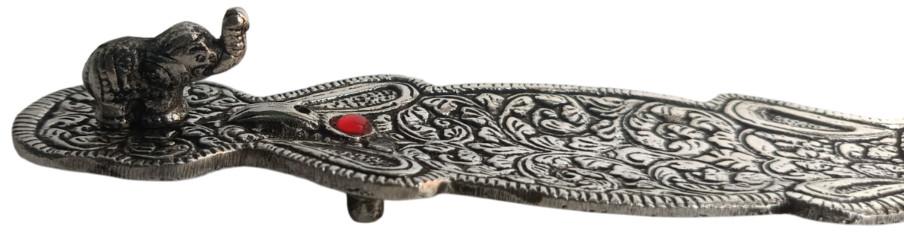 Antique Metal Agarbatti Stand – Elegant and Functional for Your Sacred Space