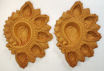 Traditional Handmade Terracotta Diya for Festive Decorations - Mukherjee Handicrafts ( Pack of 2 )