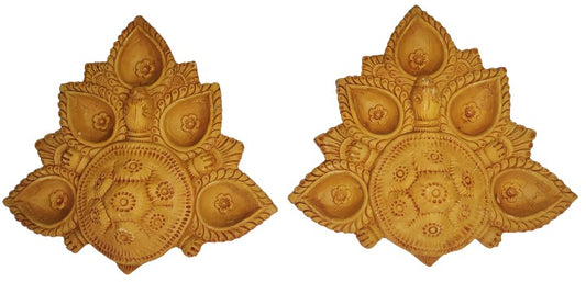 Traditional Handmade Terracotta Diya for Festive Decorations - Mukherjee Handicrafts ( Pack of 2