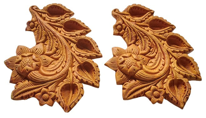 Traditional Handmade Terracotta Diya for Festive Decorations - Mukherjee Handicrafts ( Pack of 2 )