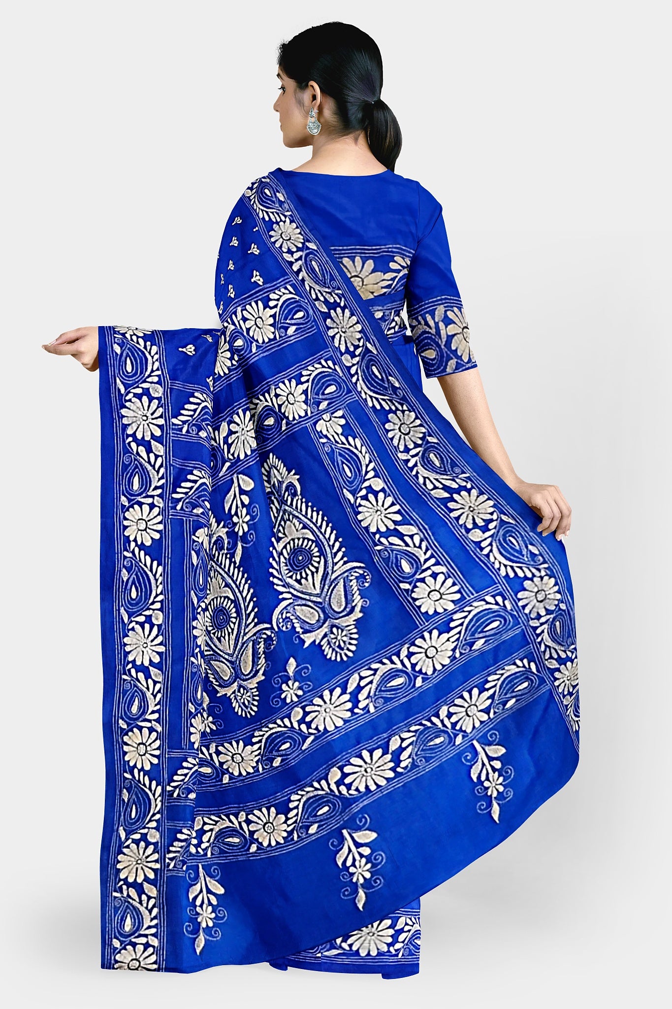 Kantha Stitch: Stylish Blended Silk Saree showcasing Traditional Artistry in Modern Indian Fashion