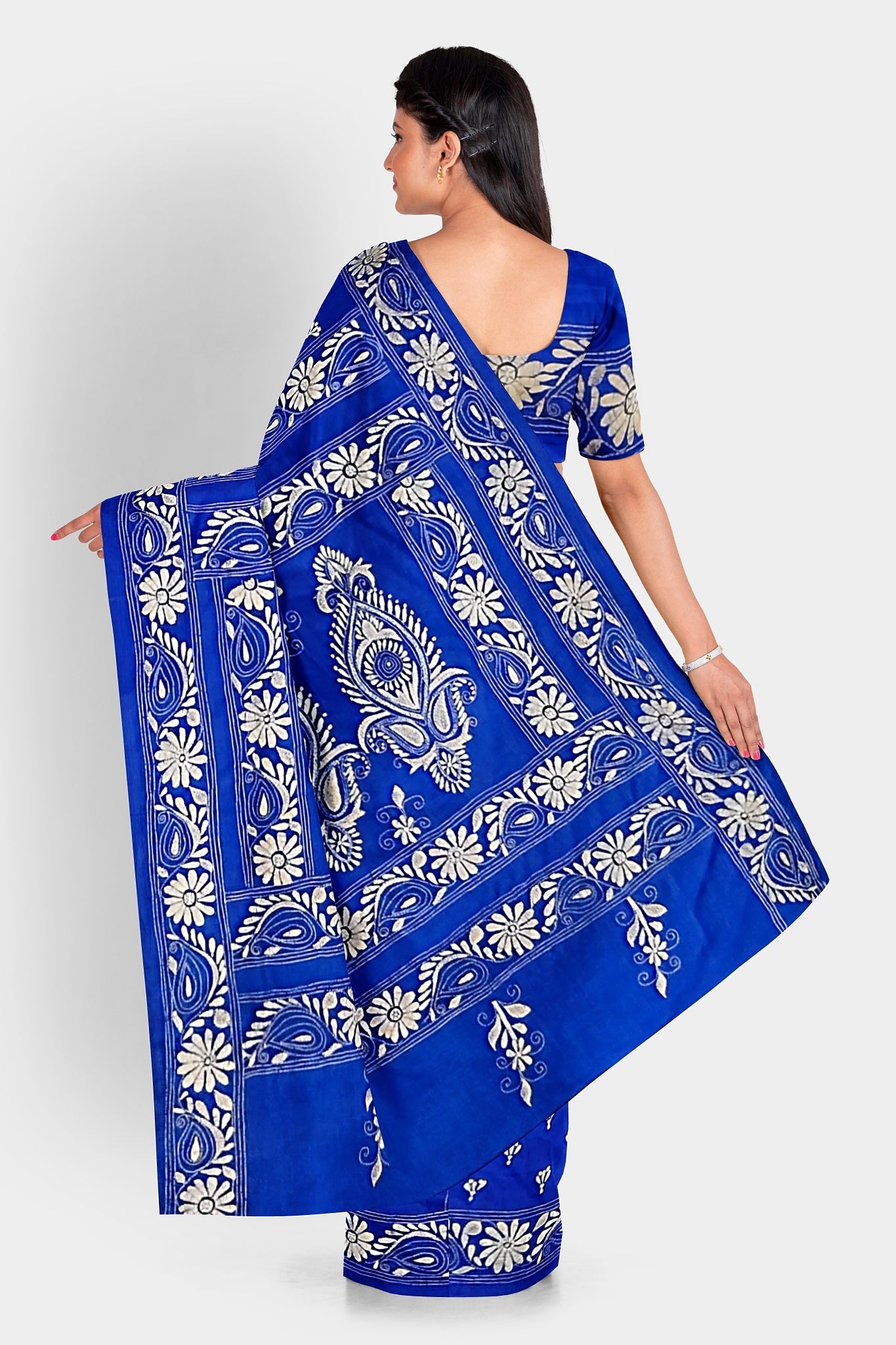 Kantha Stitch: Stylish Blended Silk Saree showcasing Traditional Artistry in Modern Indian Fashion