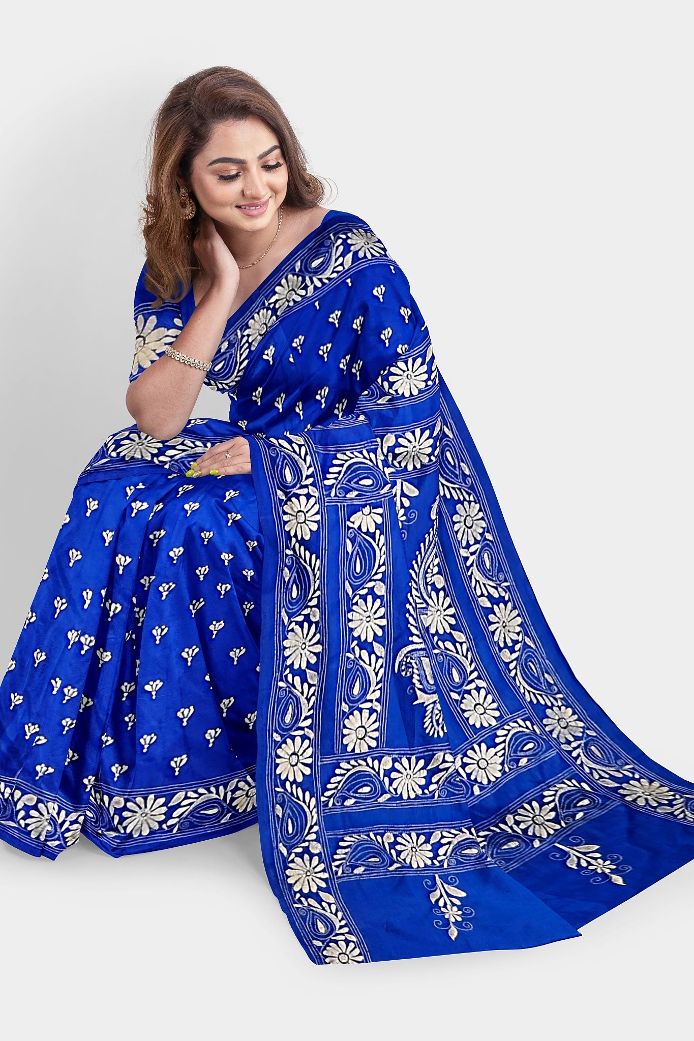 Kantha Stitch: Stylish Blended Silk Saree showcasing Traditional Artistry in Modern Indian Fashion