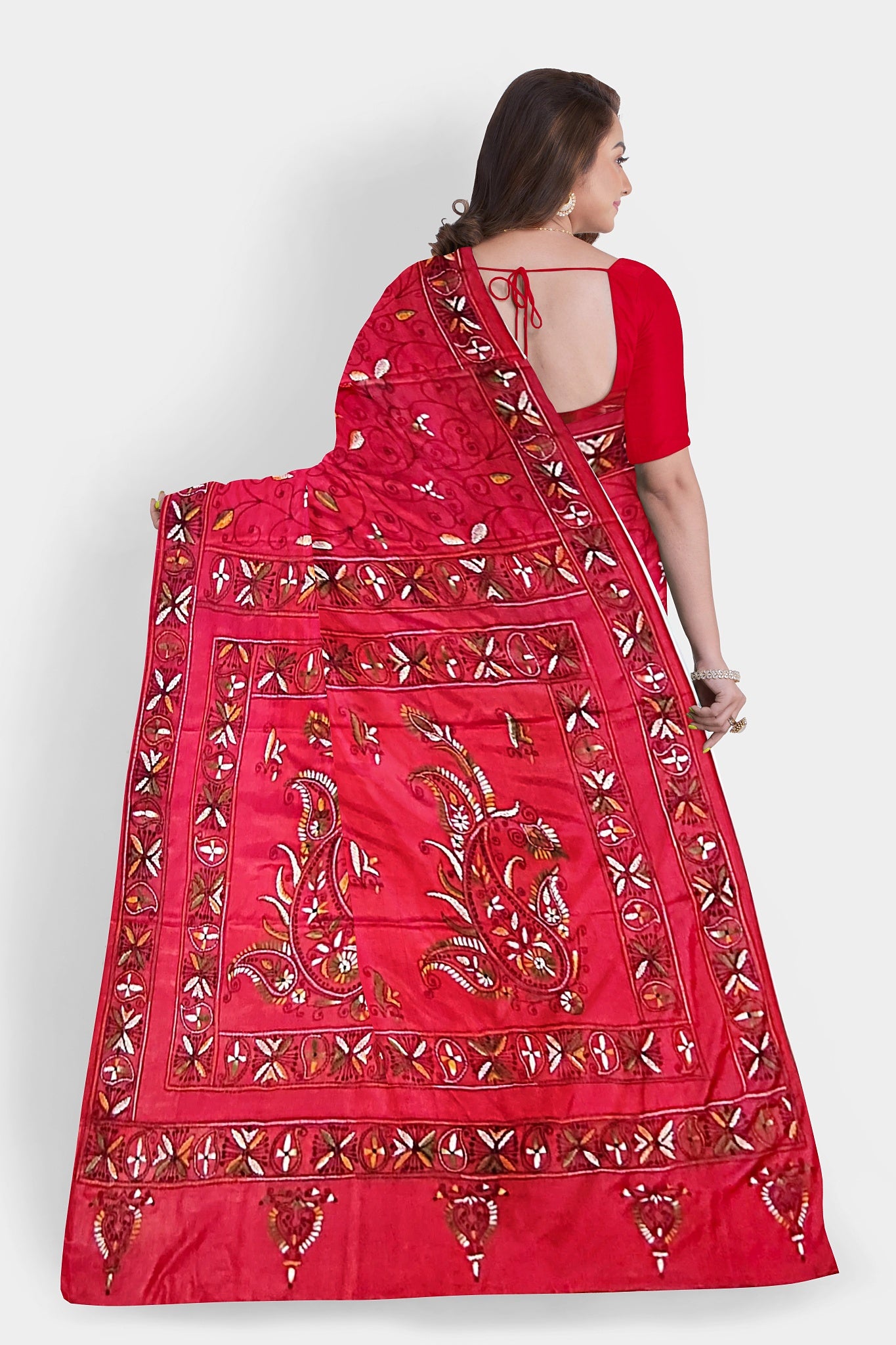 Kantha Stitch: Stylish Blended Silk Saree showcasing Traditional Artistry in Modern Indian Fashion With BP