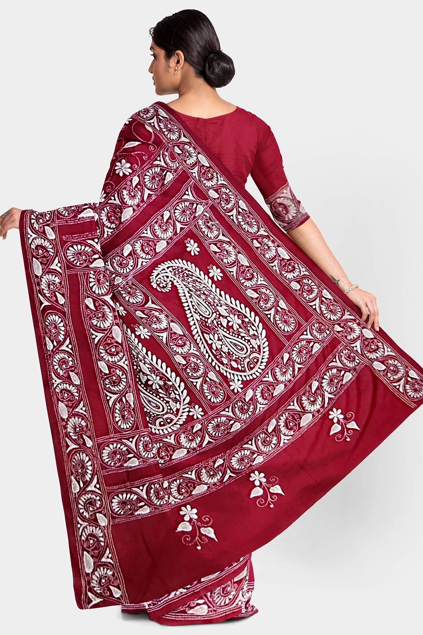 Kantha Stitch: Stylish Blended Silk Saree showcasing Traditional Artistry in Modern Indian Fashion With BP