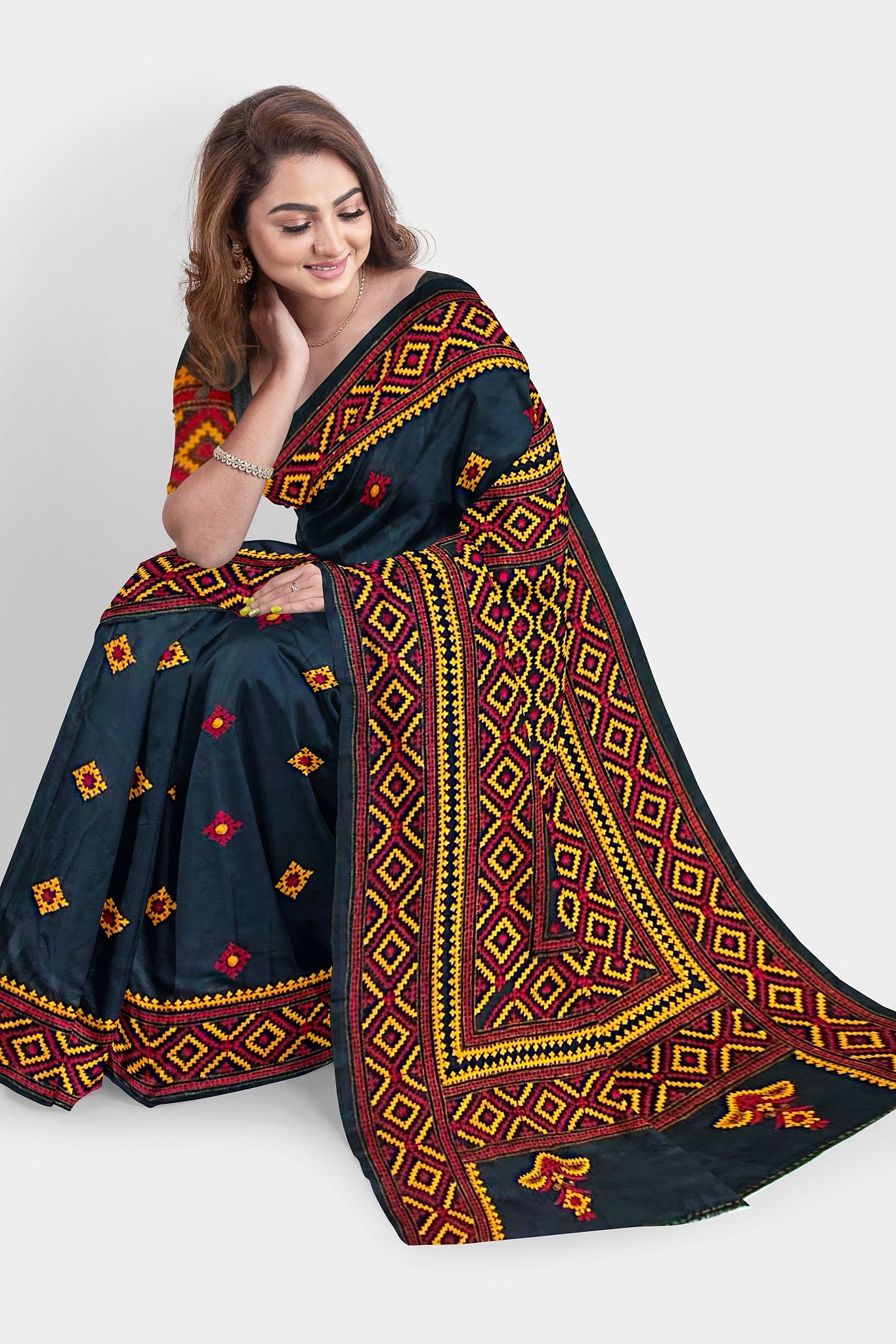 Kantha Stitch: Stylish Blended Silk Saree showcasing Traditional Artistry in Modern Indian Fashion