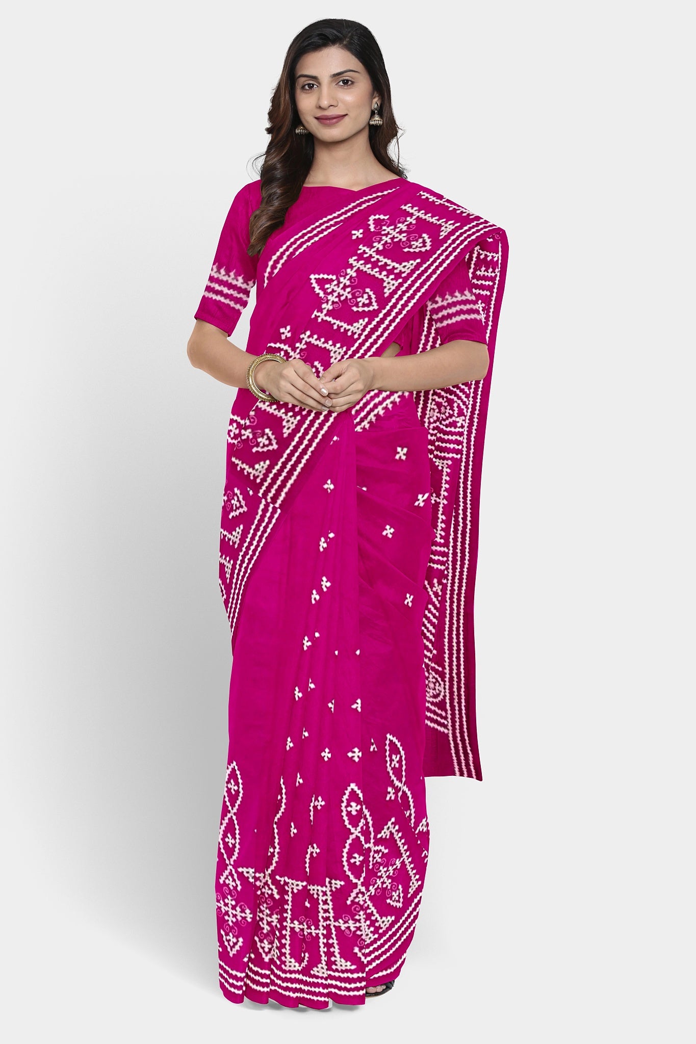 Gujrati Stitch: Stylish Blended Silk Saree showcasing Traditional Artistry in Modern Indian Fashion