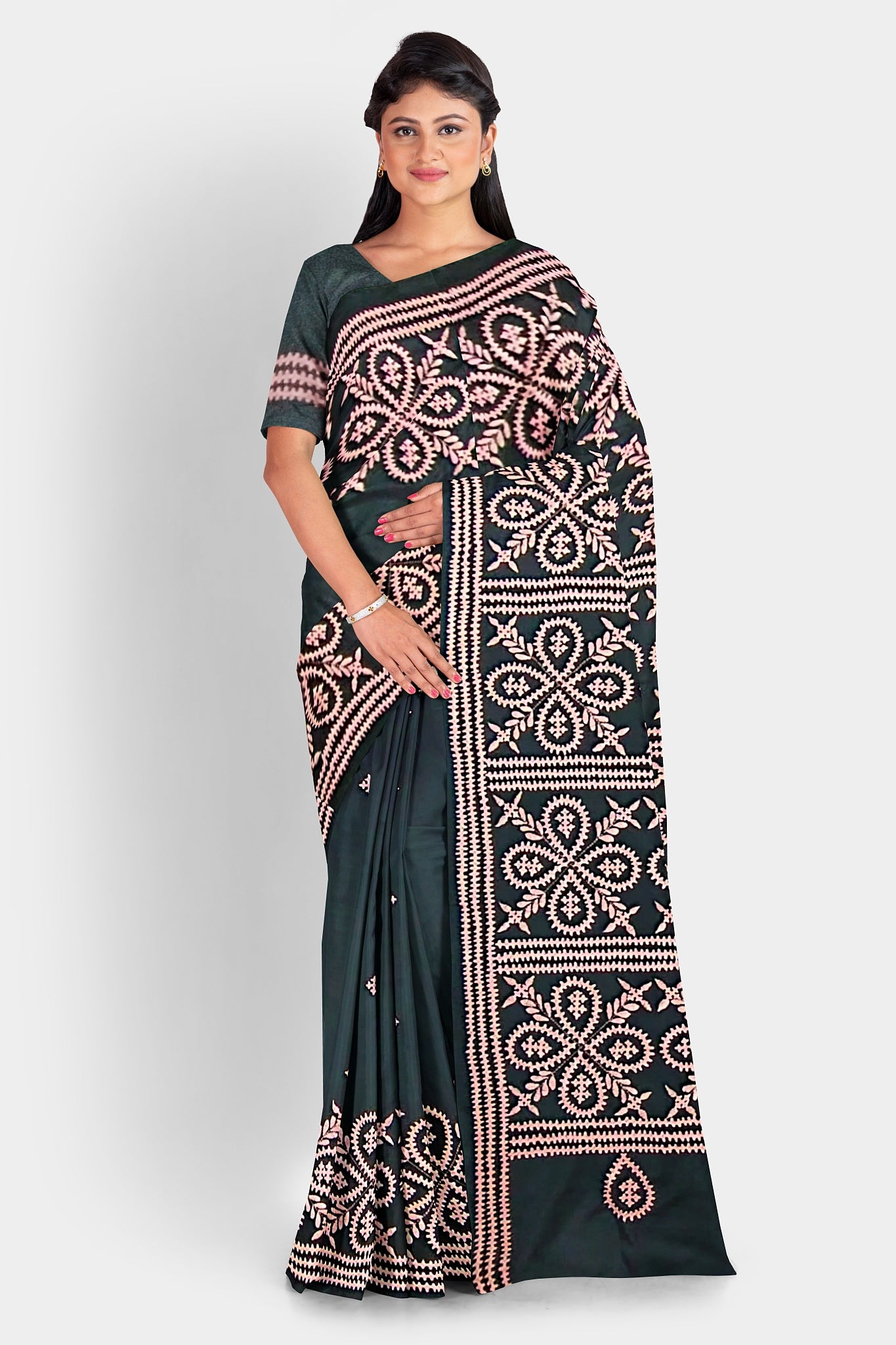 Gujrati Stitch: Stylish Blended Silk Saree showcasing Traditional Artistry in Modern Indian Fashion with BP