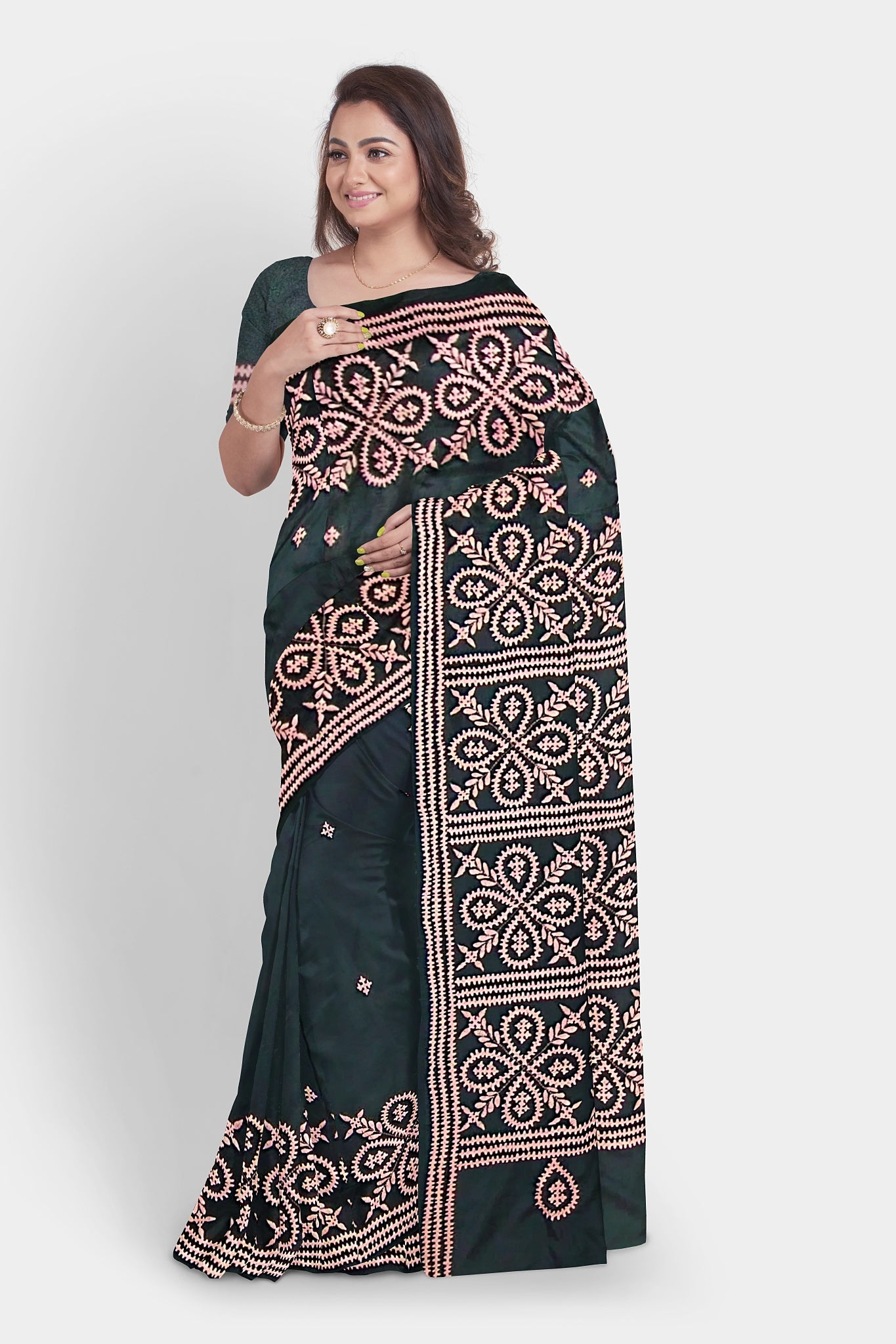 Gujrati Stitch: Stylish Blended Silk Saree showcasing Traditional Artistry in Modern Indian Fashion with BP