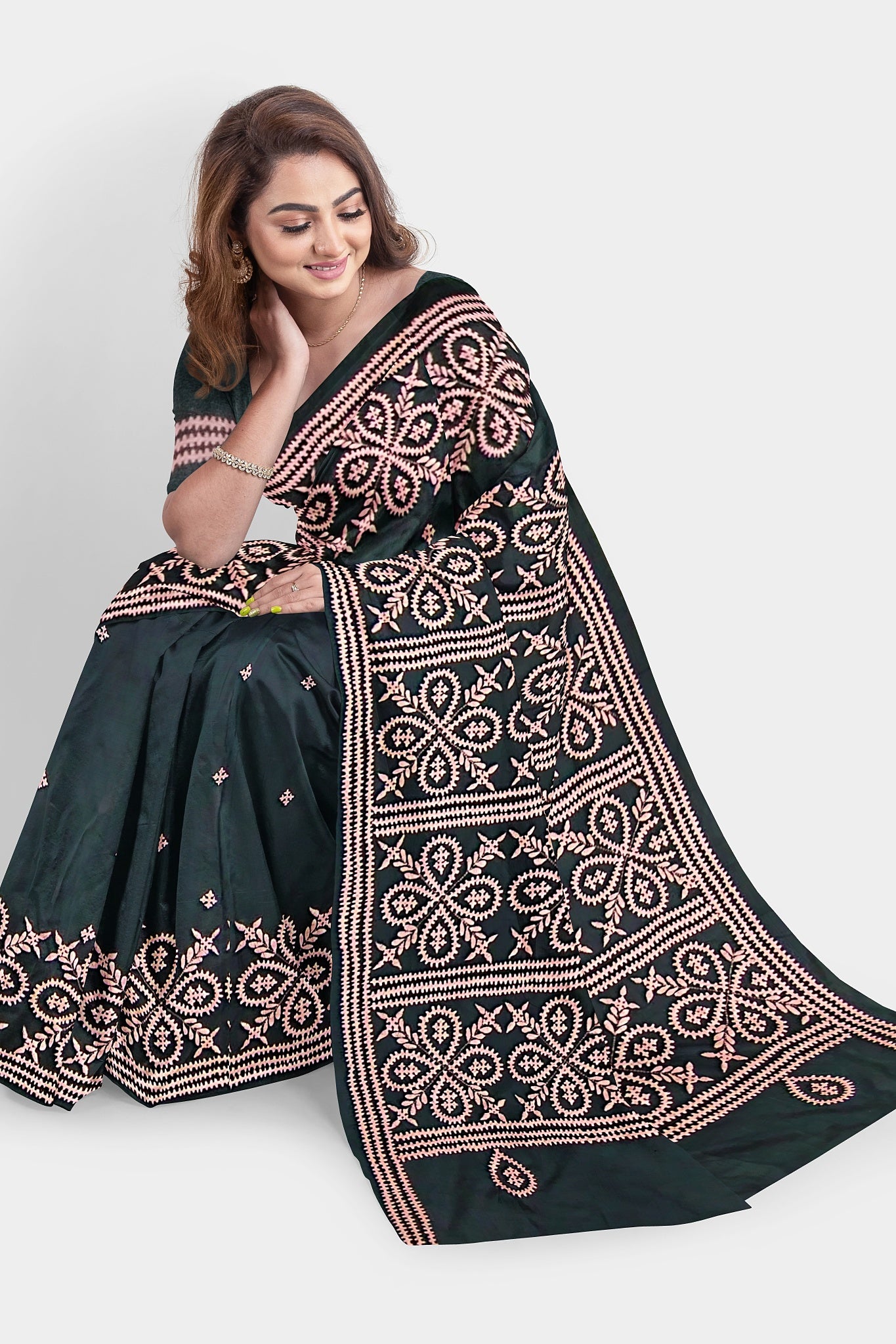 Gujrati Stitch: Stylish Blended Silk Saree showcasing Traditional Artistry in Modern Indian Fashion with BP