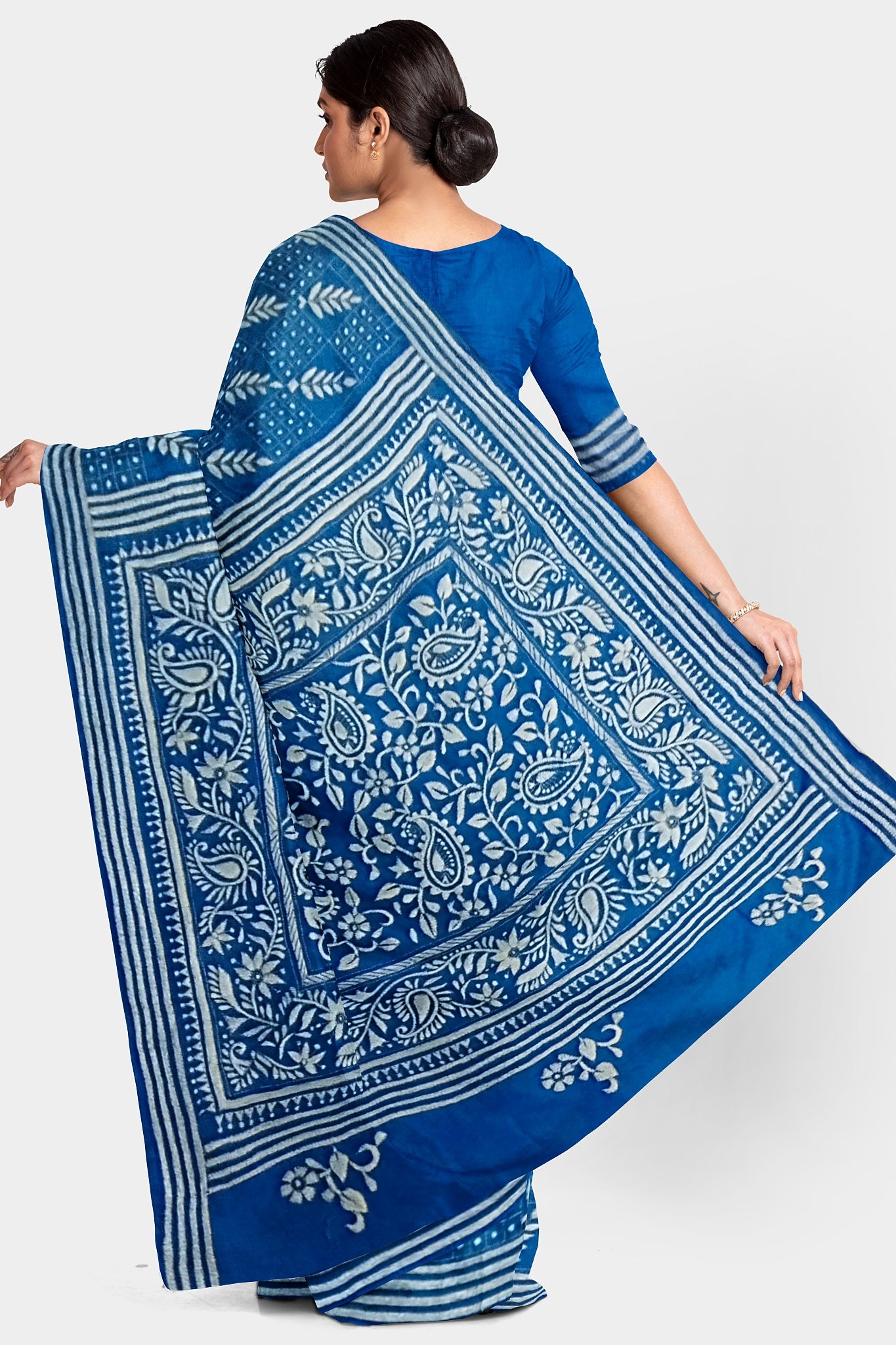 Kantha Stitch: Stylish Blended Silk Saree showcasing Traditional Artistry in Modern Indian Fashion with BP