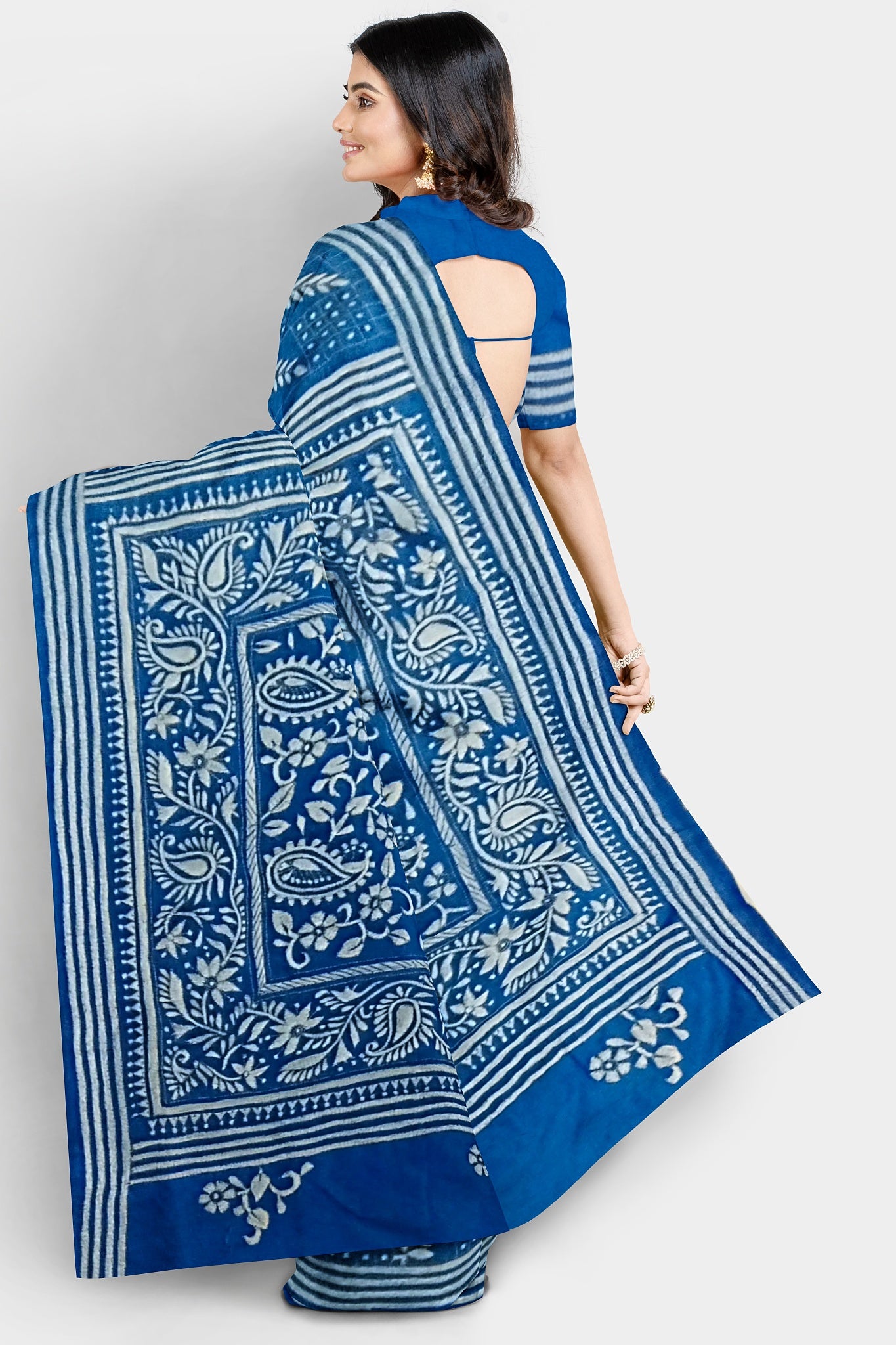 Kantha Stitch: Stylish Blended Silk Saree showcasing Traditional Artistry in Modern Indian Fashion with BP