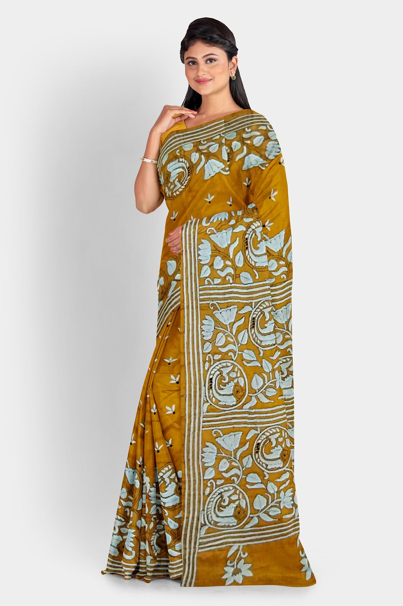Kantha Stitch: Stylish Blended Silk Saree showcasing Traditional Artistry in Modern Indian Fashion with BP
