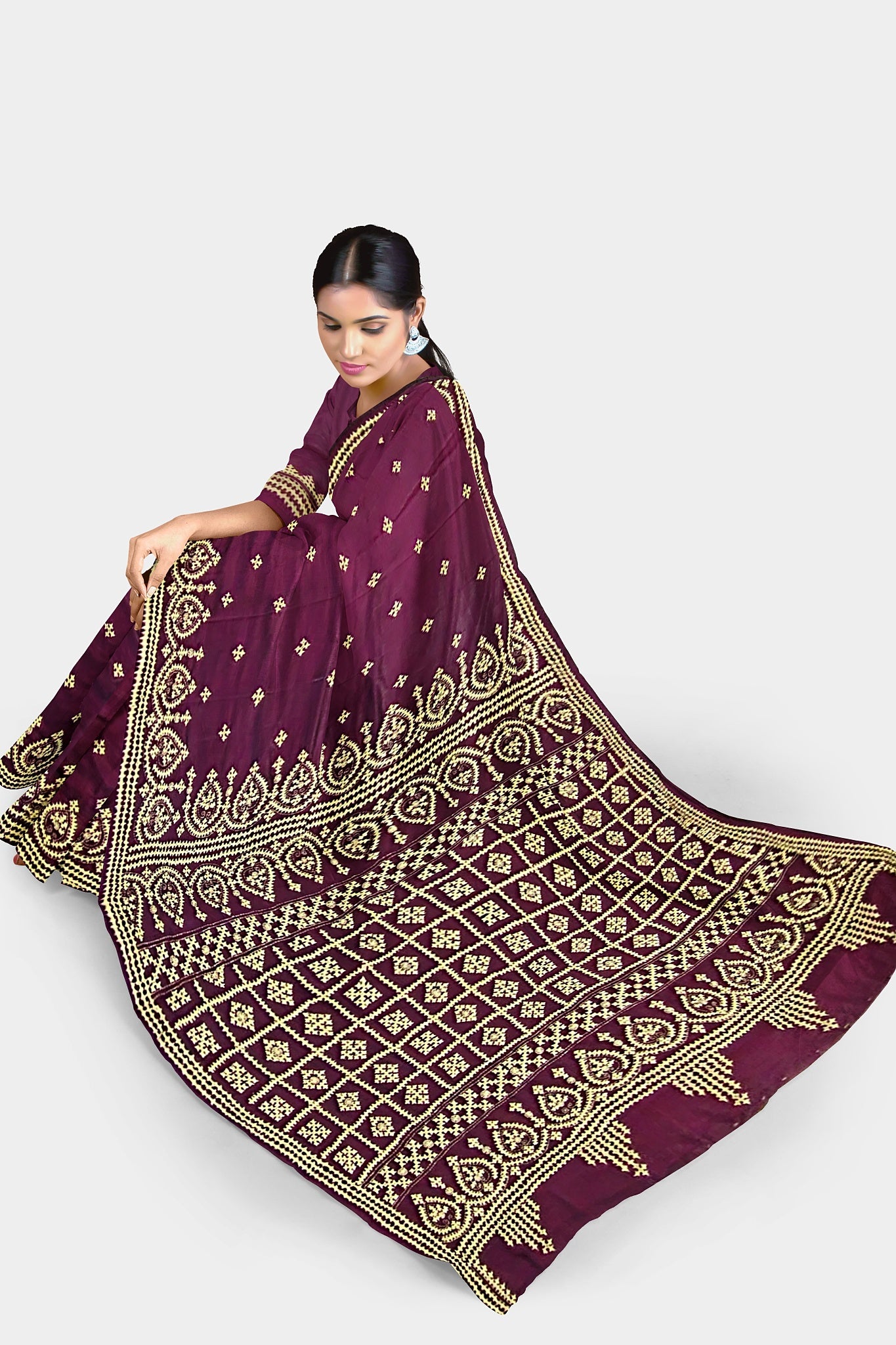 Gujrati Stitch: Stylish Blended Silk Saree showcasing Traditional Artistry in Modern Indian Fashion with BP