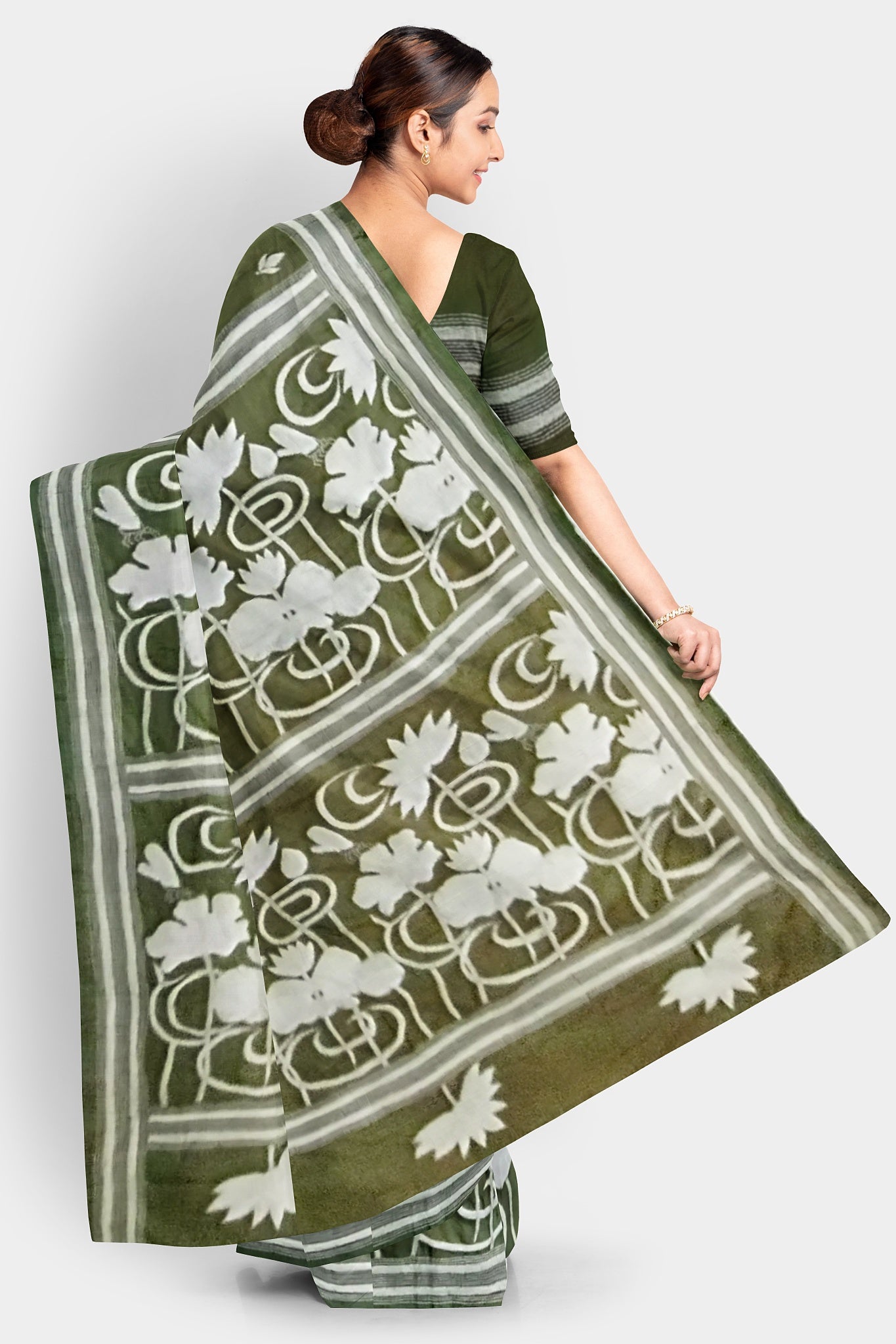 Kantha Stitch: Stylish Blended Silk Saree showcasing Traditional Artistry in Modern Indian Fashion with BP