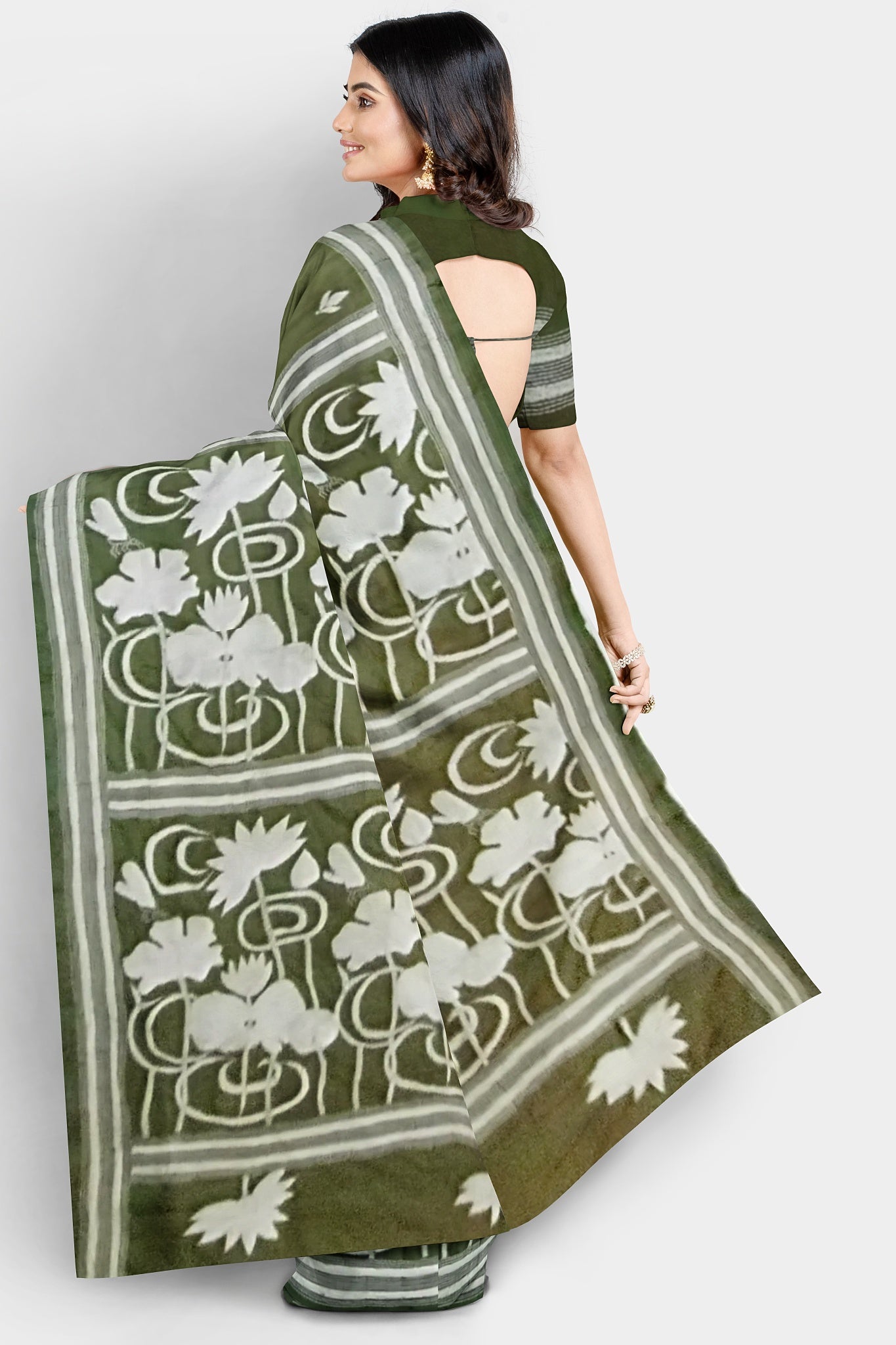 Kantha Stitch: Stylish Blended Silk Saree showcasing Traditional Artistry in Modern Indian Fashion with BP