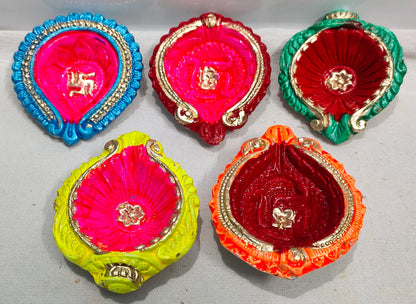 Traditional Handmade Terracotta Diya for Festive Decorations - Mukherjee Handicrafts