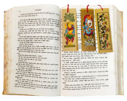 Patachitra Bookmark - Exquisite Indian Artisanal Craftsmanship for Your Reading Pleasure